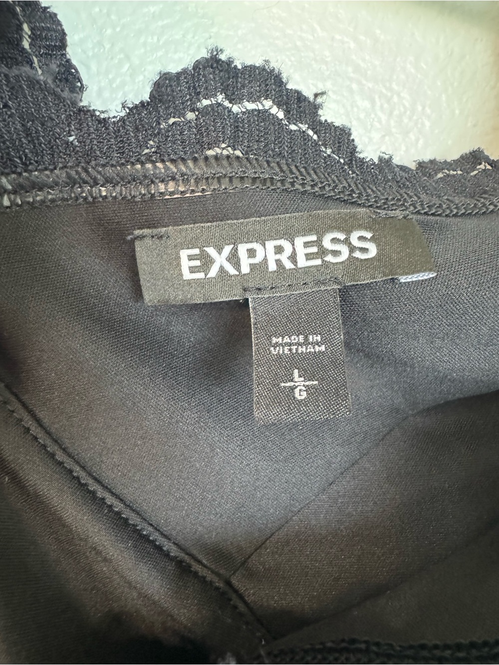 Express Black Floral Lace V-Neck Mini Dress - Picture 3 of 3
